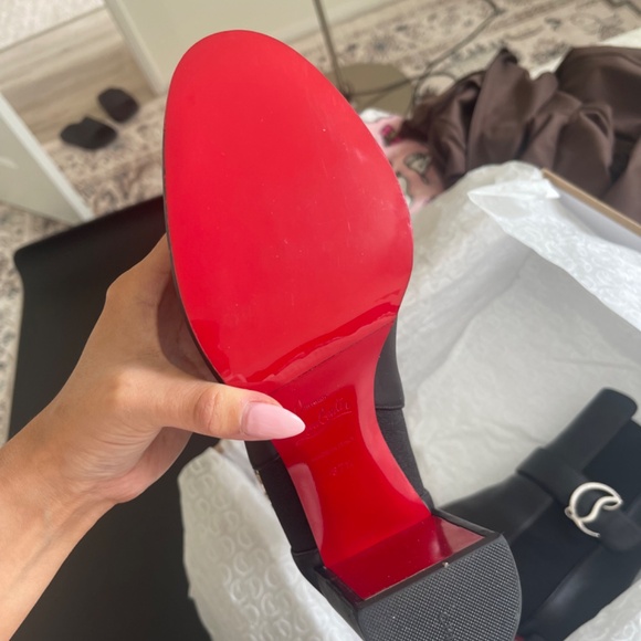 Christian Louboutin Chelsea Boots - Picture 3 of 4